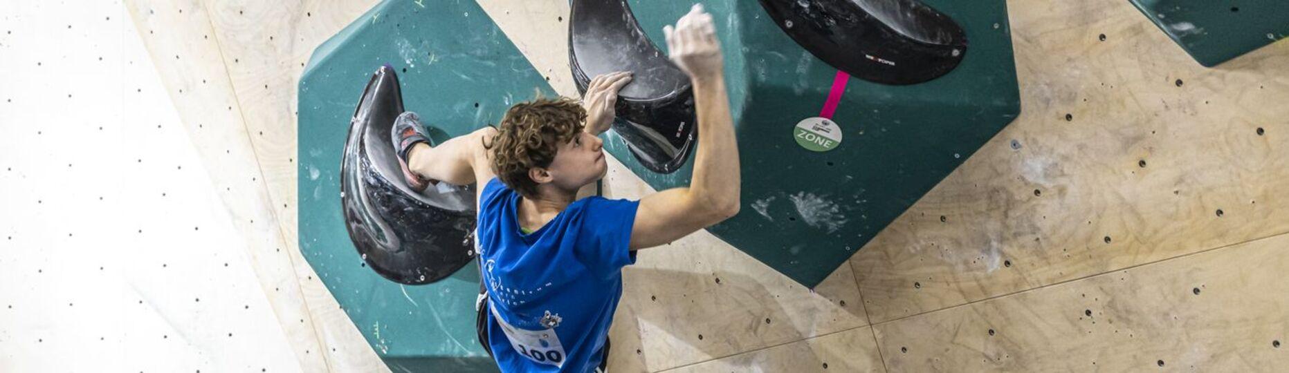 Poster Bächli Bergsport Youth Climbing Cup, Basel: Boulder Schweizer Meisterschaften